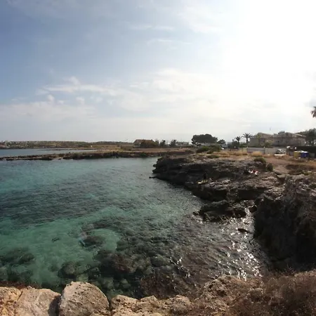 Aurora Holiday home Ognina